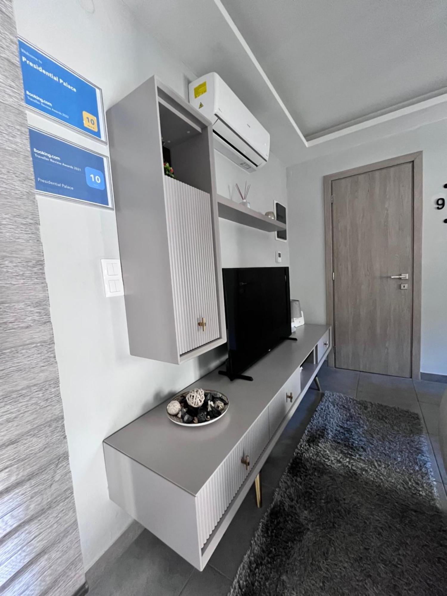 Apartment Presidential Palace 1 *